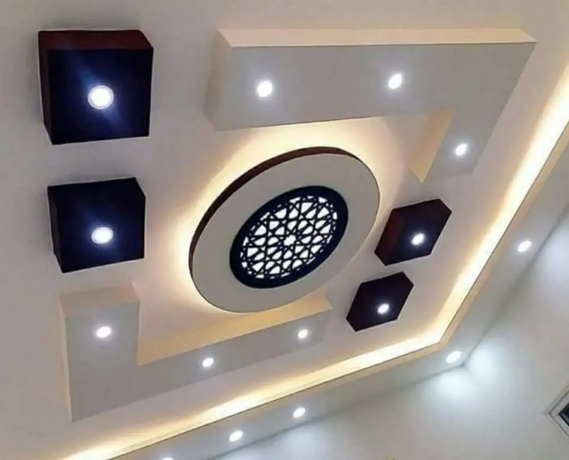 سقف مجلس